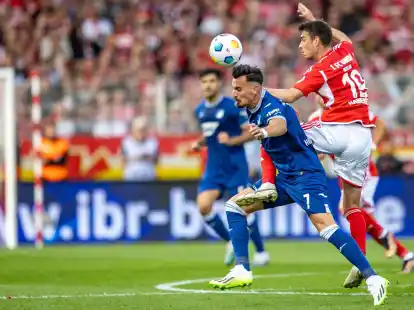 Mergim Berisha (l) wird Hoffenheim lange fehlen.