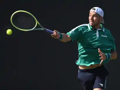 Jan-Lennard Struff verlor sein Halbfinale gegen Jack Draper in zwei S&auml;tzen.