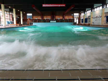 Das Hallenwellenbad in Hooksiel