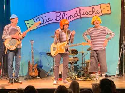 Die Blindfische boten in der Nordenhamer Jahnhalle beste Unterhaltung f&uuml;r Kinder.