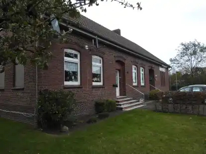 Steine des alten Schulgeb&auml;udes k&ouml;nnten auch in einem Neubau integriert werden, schl&auml;gt der B&uuml;rgermeister vor.