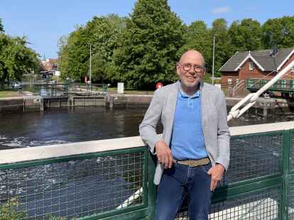 Klaus Fackert, ehemaliger Chefredakteur der Emder Zeitung und seit 2015 im Ruhestand, schreibt seine Kolumne &bdquo;Die Woche ist um&ldquo; seit 40 Jahren jeweils zum Wochenende.