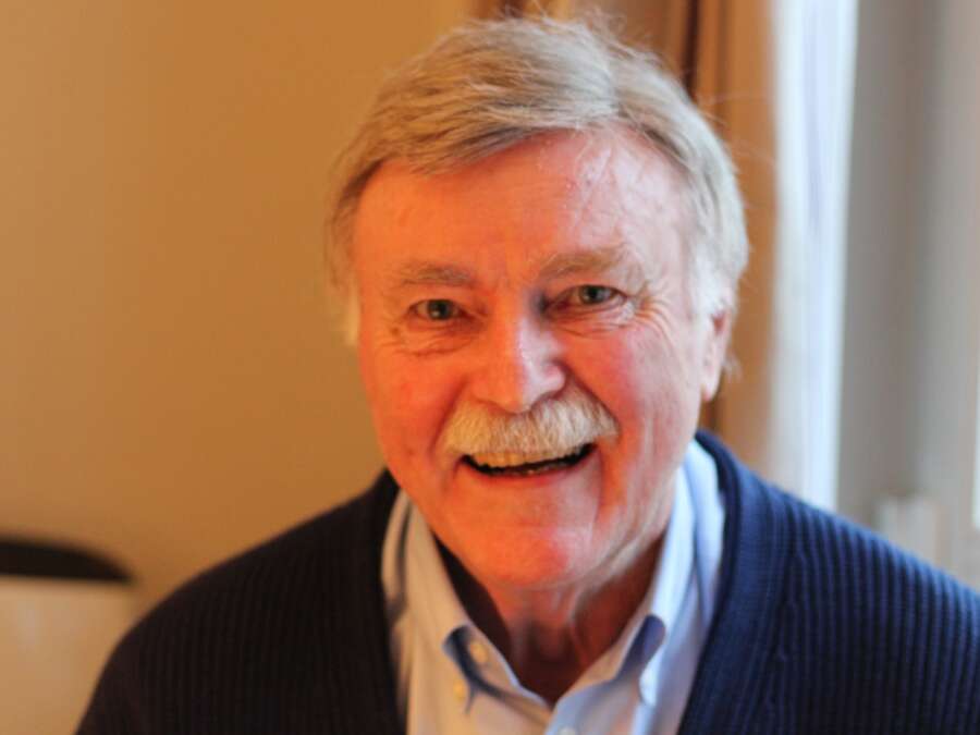 Dr. Heinz Behrends