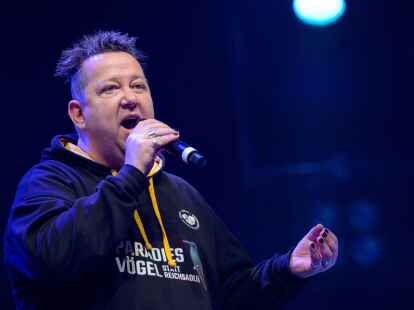 Will sich nicht &laquo;von irgendeinem Mob&raquo; vorschreiben lassen, wann und wo er auftrete: Sebastian Krumbiegel (Archivbild).