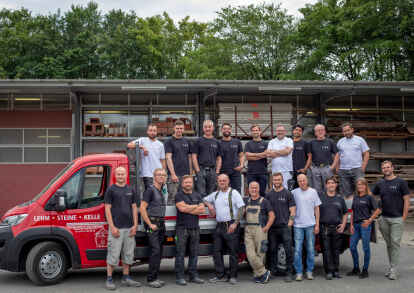 Das 20-k&ouml;pfige Team von Lehm-Steine-Kelle unter der neuen F&uuml;hrung von &bdquo;Anthony Eric Preiss&ldquo;. (obere Reihe 4.v.l.) und Marcel Frese (untere Reihe 5 v.r.) 