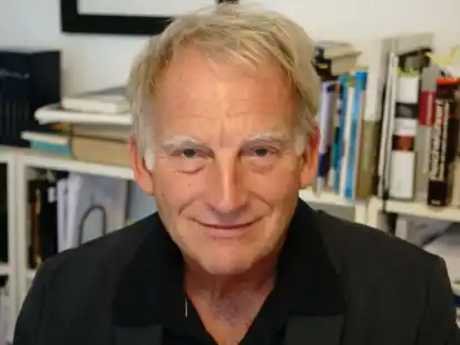 Engagiert sich als Vorsitzender der Gesellschaft f&uuml;r Christlich-J&uuml;dische Zusammenarbeit in Ostfriesland (GFCJZ): Wolfgang Kellner.