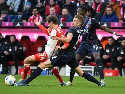 Verbrachte seine gesamte bisherige Profikarriere beim FC Bayern: Thomas M&uuml;ller (l).