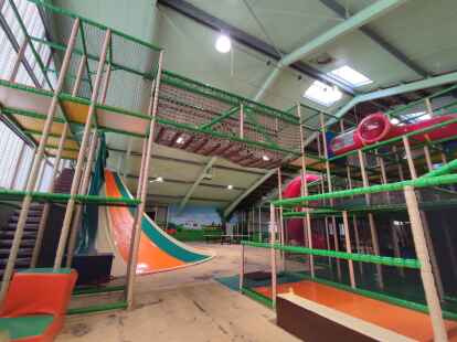 Klettern, rutschen und mehr gibt es im Indoorpark in Wiesmoor.