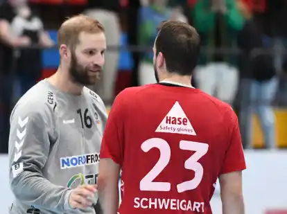 Die WHV-Handballer (v.l. Konstantin Madert und Jonas Schweigart) erwarten am Samstag LIT II.