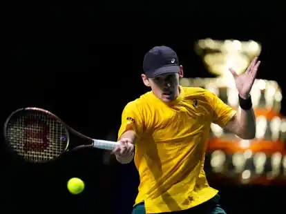 Alex de Minaur holte im Halbfinale gegen Finnland den zweiten Punkt f&uuml;r Australien.