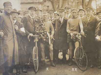 Bilder aus den 1920er-Jahren aus privaten Fotoalben aus dem Landkreis Cloppenburg zeigen das Leben der Menschen. Allerdings ist in keinem Fall &uuml;berliefert, um wen es sich auf den Bildern handelt. Fotos: privat