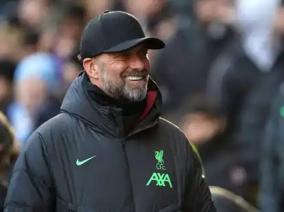Liverpool-Coach J&uuml;rgen Klopp hat mit seinem Team vorzeitig das Achtelfinale der Europa League erreicht.