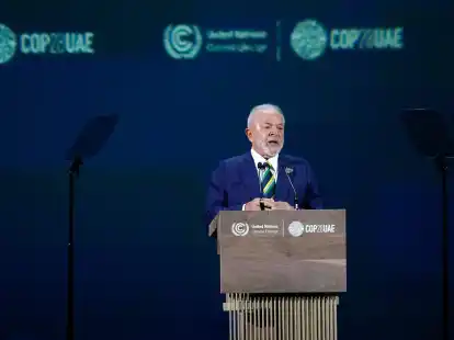 Brasiliens Pr&auml;sident Luiz In&aacute;cio Lula da Silva spricht beim UN-Klimagipfel. N&auml;chste Woche wird er in Berlin sein.