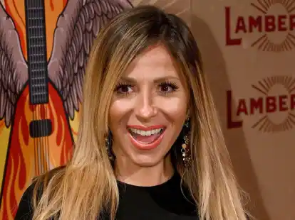 Sie moderiete bei Viva: G&uuml;lcan Kamps.