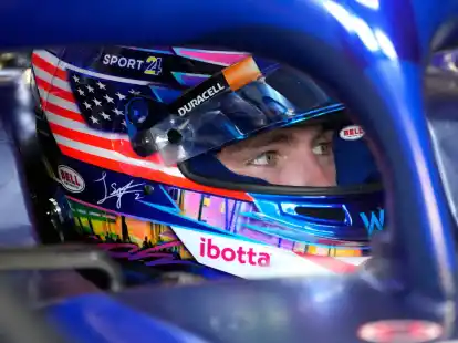 Logan Sargeant aus den USA f&auml;hrt auch 2024 f&uuml;r Williams.