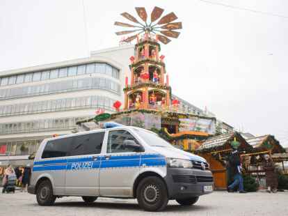 &laquo;Video&uuml;berwachung auf Weihnachtsm&auml;rkten ist ein hilfreiches Mittel, das intensiv unter dem Einsatz bester Technik genutzt werden sollte&raquo;, sagt der GdP-Vorsitzende Jochen Kopelke.