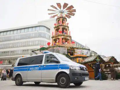 &laquo;Video&uuml;berwachung auf Weihnachtsm&auml;rkten ist ein hilfreiches Mittel, das intensiv unter dem Einsatz bester Technik genutzt werden sollte&raquo;, sagt der GdP-Vorsitzende Jochen Kopelke.