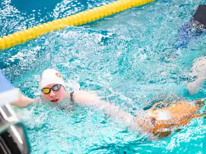 Talea Fellensiek von der DLRG Schortens-Jever geh&ouml;rte wie ihre Schwestern Svea und Milena zur nieders&auml;chsischen Landesauswahl.