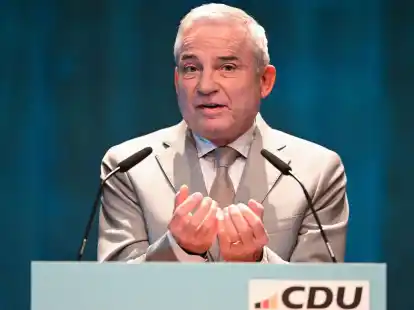 &laquo;Wer die verletzt, die uns sch&uuml;tzen, muss hart bestraft werden&raquo;, betont Baden-W&uuml;rttembergs Innenminister Thomas Strobl.