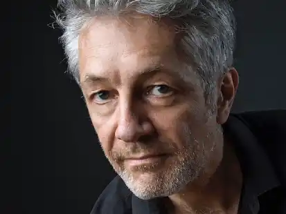 Der Vibraphon- und Marimbaspieler Stefan Bauer tritt im Kulturhaus M&uuml;ller in Ganderkesee auf.