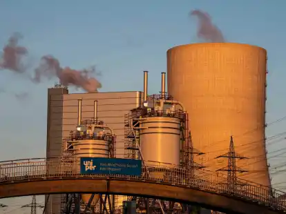 Das Steinkohlekraftwerk Datteln 4 liefert seit 2020 Strom. Seine Inbetriebnahme war von Protesten begleitet worden.