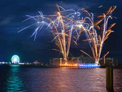 Die Verwaltung w&uuml;rde gerne auf ein Abschlussfeuerwerk beim Wochenende an der Jade verzichten, die Politik nicht.