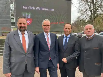 Die neue Spitze des Landvolks in  Niedersachsen (von links): Holger Hennies, Hubertus Berges, J&ouml;rn Ehlers und Frank Kohlenberg