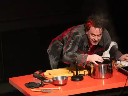 Die K&uuml;chenoper &bdquo;Teufels K&uuml;che&ldquo; von Moritz Eggert feierte Premiere im Oldenburgischen Staatstheater