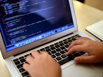 IT-Fachkr&auml;fte gesucht: Noch nie waren in Deutschland einer Studie zufolge so viele IT-Stellen unbesetzt wie in diesem Jahr. (Symbolbild)