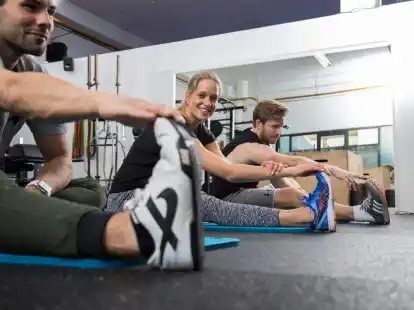 Nach dem Sport kann Muskelkater auftreten, besonders bei neuen und intensiven &Uuml;bungen.