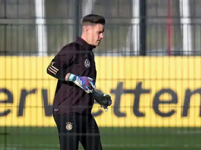 DFB-Torwart Marc-Andr&eacute; ter Stegen ist am R&uuml;cken operiert worden.