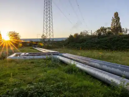 Volles Rohr f&uuml;rs Klima:&nbsp;Um das Ziel der Dekarbonisierung und Klimaneutralit&auml;t zu erreichen, sollen mehr Menschen Fernw&auml;rme erneuerbaren Energien beziehen.