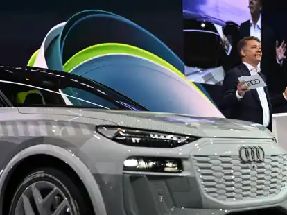 Audi will an den Pl&auml;nen zu einem Einstieg in die Formel 1 festhalten.