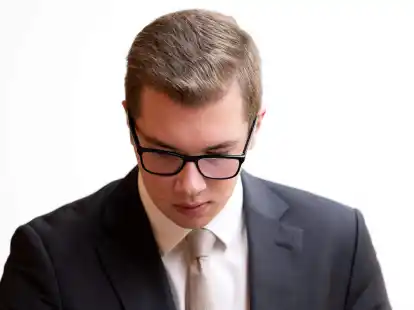 Daniel Halemba l&auml;sst auch seine Mitgliedsrechte in der AfD&nbsp;ruhen.