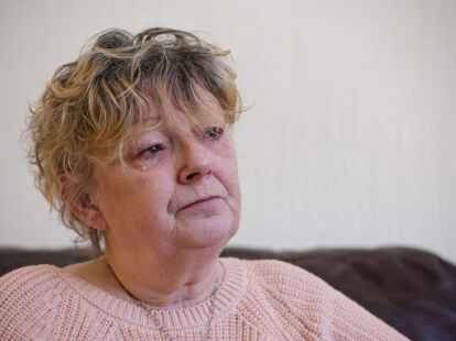 Susan Caruana, die Gro&szlig;mutter und Sorgeberechtigte des seit sechs Jahren vermissten britischen Jungen (undatiertes Handout).