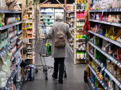 Schnell an Heiligabend noch mal in den Supermarkt flitzen und die letzten vergessenen Sachen besorgen &ndash; das ist im Landkreis Wittmund und in Jever in diesem Jahr nur bedingt m&ouml;glich.