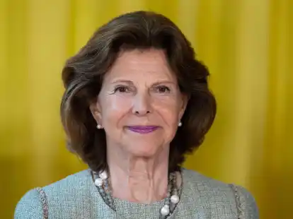 K&ouml;nigin Silvia von Schweden nimmt an der Er&ouml;ffnung des Childhood-Hauses teil. Jetzt wird sie 80.