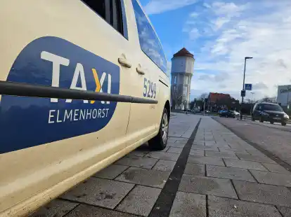 Werden auch weiterhin durch Emden fahren: die Taxen des Unternehmens Elmenhorst.