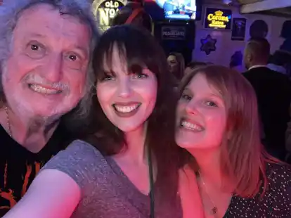 Silverio de Luca mit Tomke und Fenja. Sie blieben oft bis morgens in der Kult-Disco.