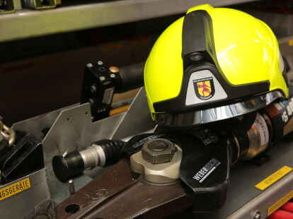 Die Wilhelmshavener Feuerwehren bek&auml;mpften am fr&uuml;hen Mittwochmorgen einen Kellerbrand in der S&uuml;dstadt.