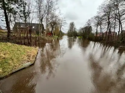 Die Harle in Wittmund ist gut gef&uuml;llt mit Wasser. Die Regenschauer haben f&uuml;r einen Pegelstand von mehr als f&uuml;nf Metern gesorgt.