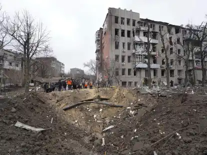Die Stadt Charkiw steht unter russischem Raketenbeschuss.