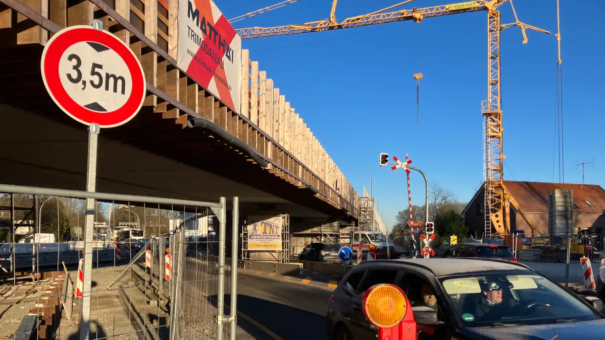 Bahnbrücke an der Alexanderstraße Oldenburg Wann wird sie fertig?