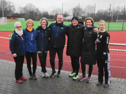 Erfolgreiche LGGG-Athleten: Inge de Groot (von links), Anke Iben, Silvia Braunisch, Jochen Wolter, Ulrich und Diana Garde sowie Karen de Groot