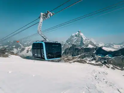 Diese Kabinenbahn schlie&szlig;t die letzte L&uuml;cke zwischen Zermatt in der Schweiz und Cervinia in Italien: die Matterhorn Glacier Ride II.