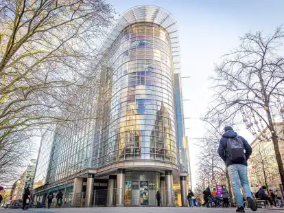 Eine geschlossene Filiale der Warenhauskette Galeria Karstadt Kaufhof in Hannover.