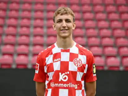 Der Mainzer Nelson Weiper wurde erneut am Knie operiert.