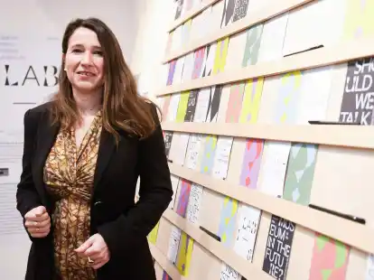 In&eacute;s de Castro, Direktorin des Linden-Museums in Stuttgart, w&uuml;nscht sich ein gesamtdeutsches Vorgehen der Museen hinsichtlich des Umgangs mit Raubgut-St&uuml;cken.