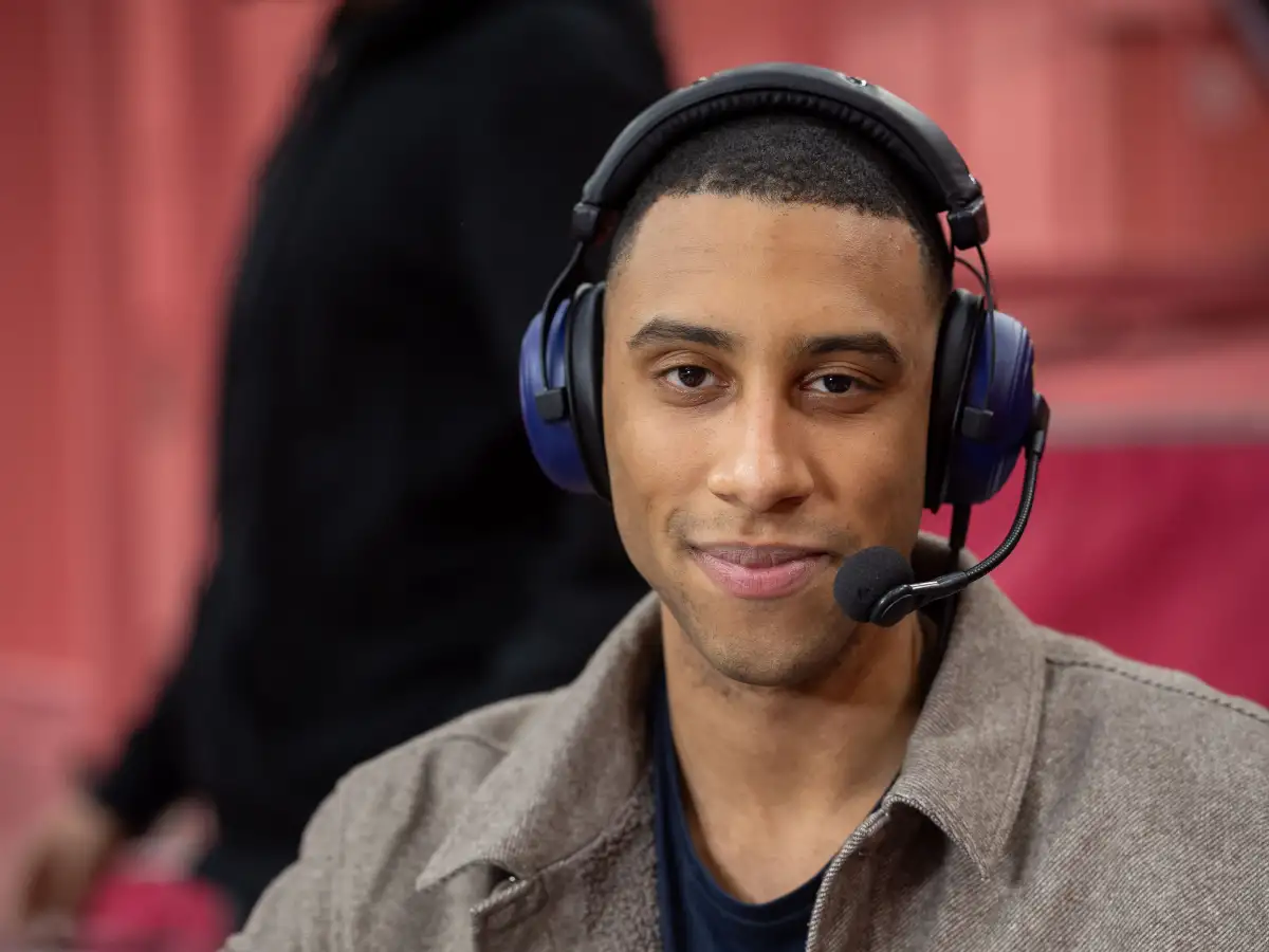 EWE Baskets Game Commentator's Emotional Statement on AfD Secret