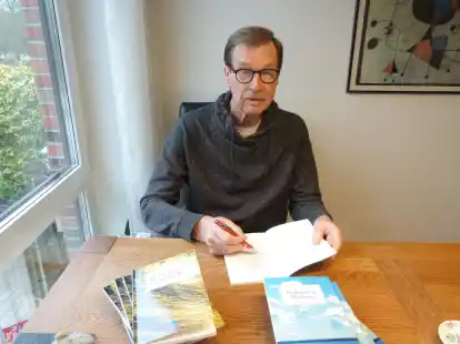 Karl-Heinz Saathoff hat einen neuen Band mit seinen beliebten Kolumnen rausgebracht.